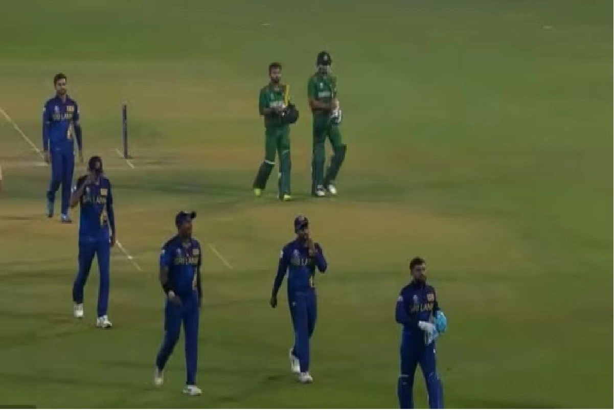 Sri Lankan players walked off