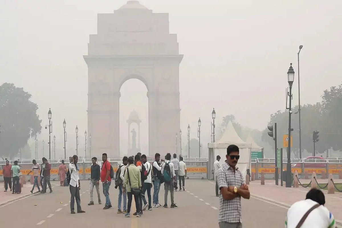 Cricket players contend with the “severe plus” air in Delhi before today’s high-level match