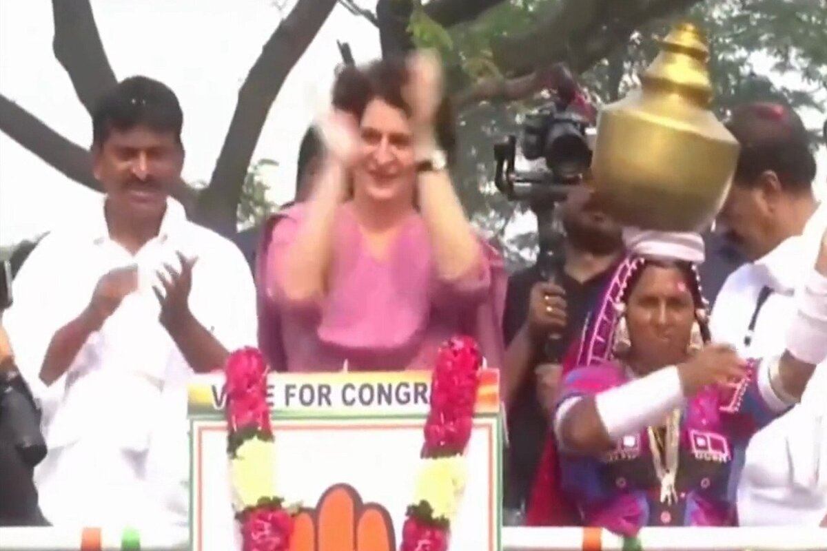 Priyanka Gandhi participates in folk dancers during the Telangana election campaign | Watch
