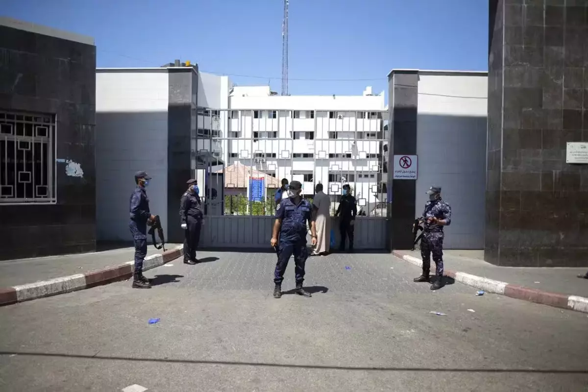 Israel military raids Gaza’s biggest Hospital
