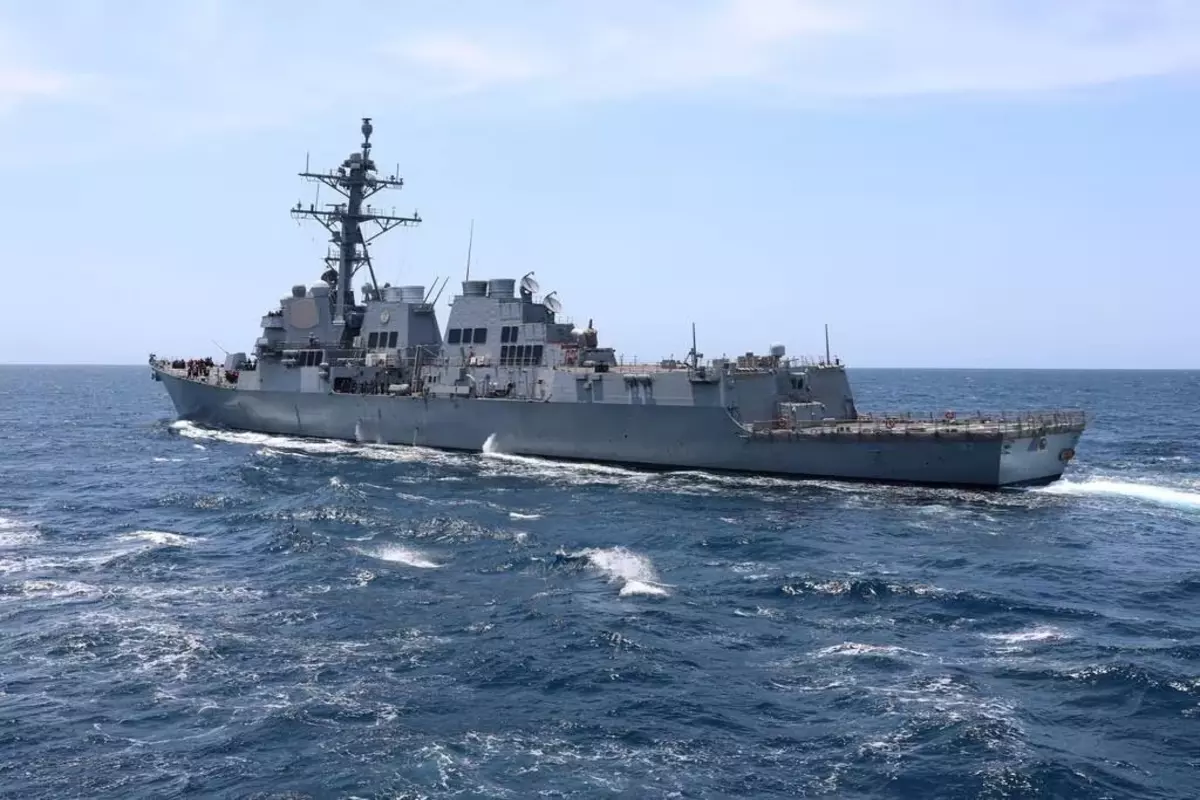 American Destroyer Shoots Down Houthi Anti-Ship Missiles Twice In 3 Days