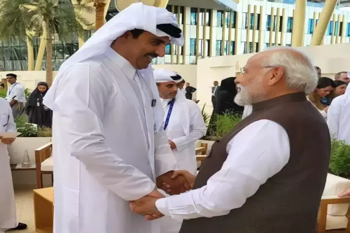 Prime Minister Modi Meets Qatari Ruler At Dubai Summit