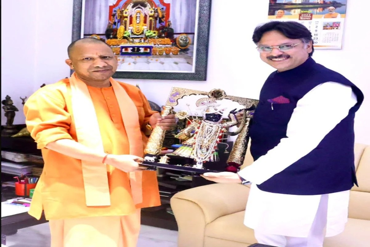 BJP MLA Rajeshwar Singh meets CM Yogi Adityanath, praises Uttar Pradesh’s distinct identity under his leadership