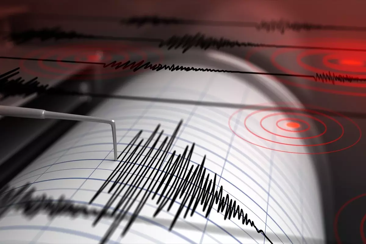 5.8 Magnitude Earthquake Shakes Central Mexico