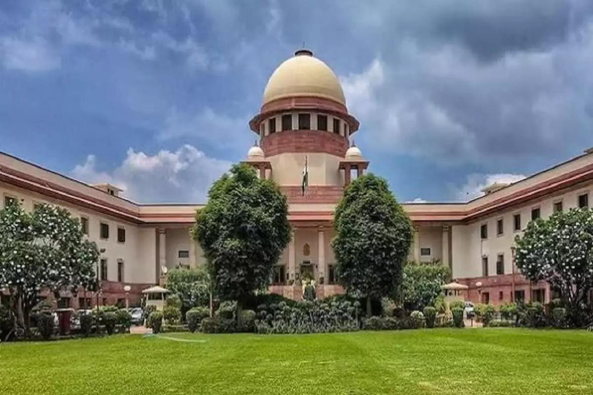 ‘Highly Objectionable…’: SC Takes Suo Motu Cognisance Of Calcutta HC Order Asking Adolescent Girls To Control Sexual Urges