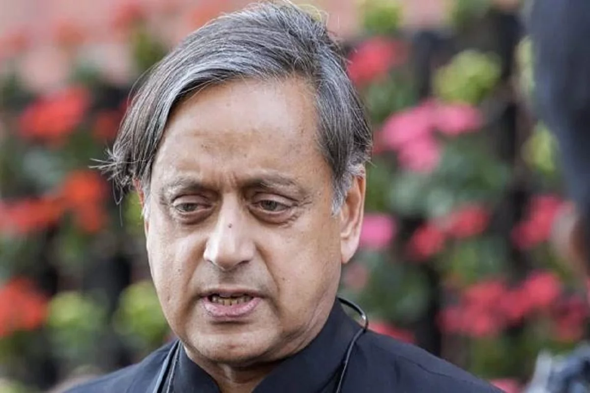Shashi Tharoor Post On Kerala Governor