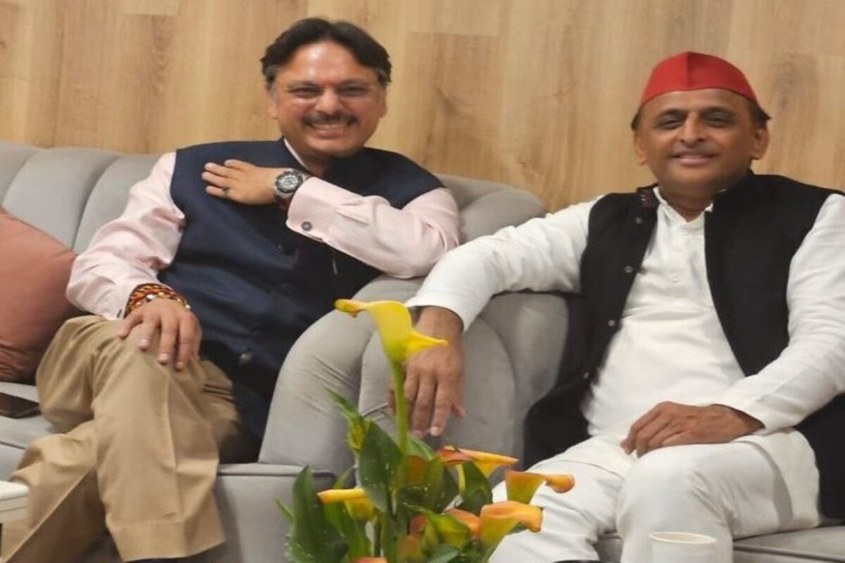 Dr. Rajeshwar Singh, BJP MLA, sparks speculation as he meets SP chief Akhilesh Yadav at Lucknow airport