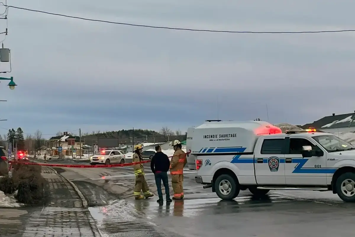 Plane Crashes In Canada’s Far North, Killing 6 People