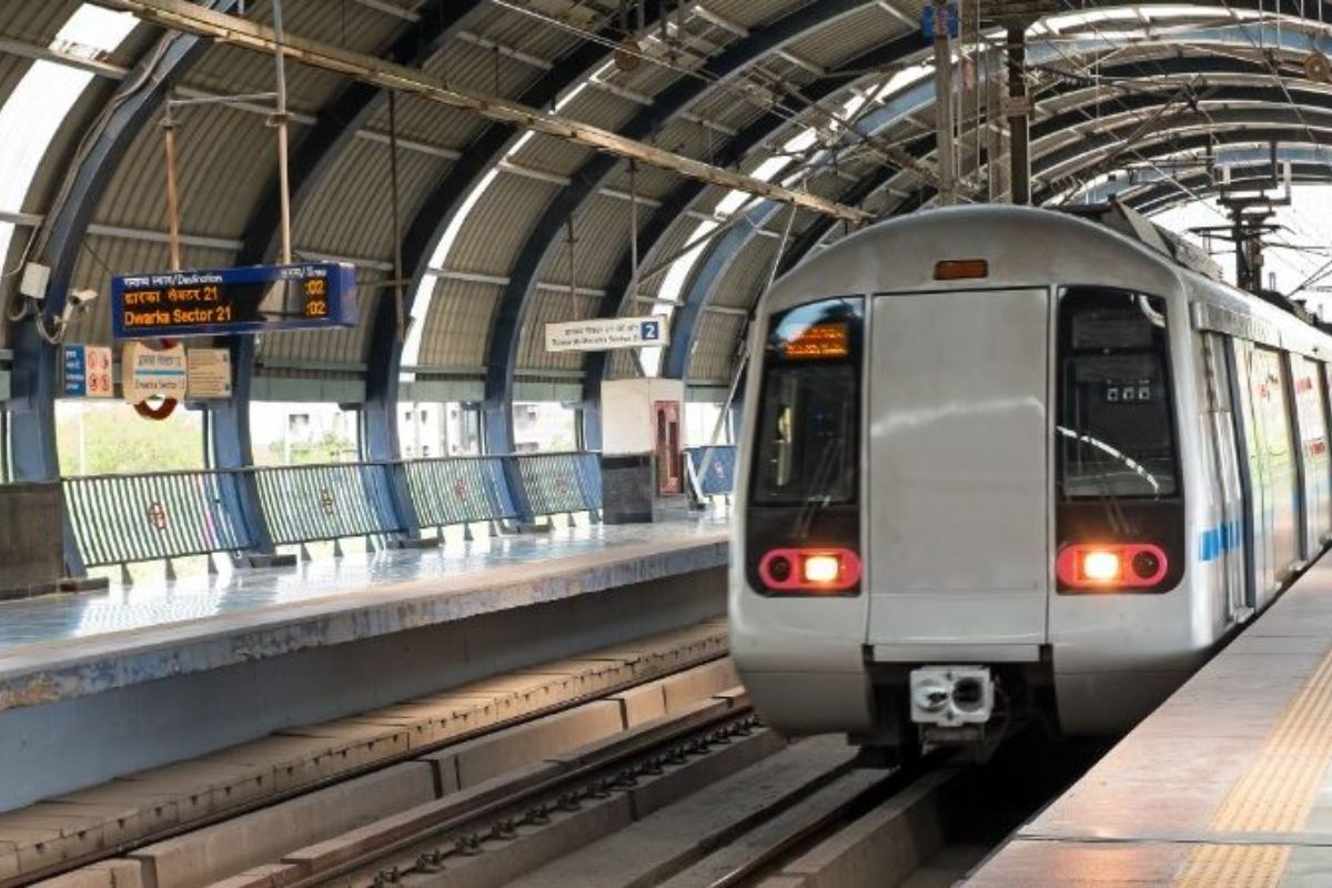DMRC Reissues Tenders For Private Operations On THESE Lines; Check Details