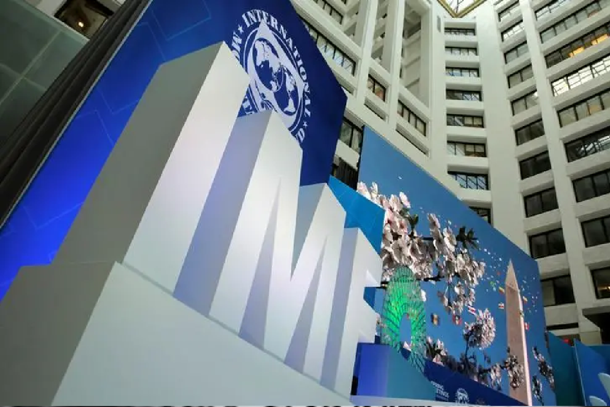 IMF Approves USD 700 Million Second Tranche Of USD 3 Billion Package For Pakistan