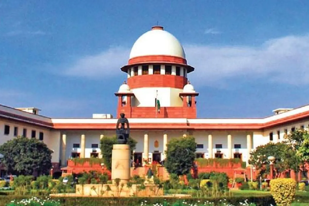 Supreme Court Notices Govt Over Election Commission Law; Rejects Ban, Considers Transparency Appeal
