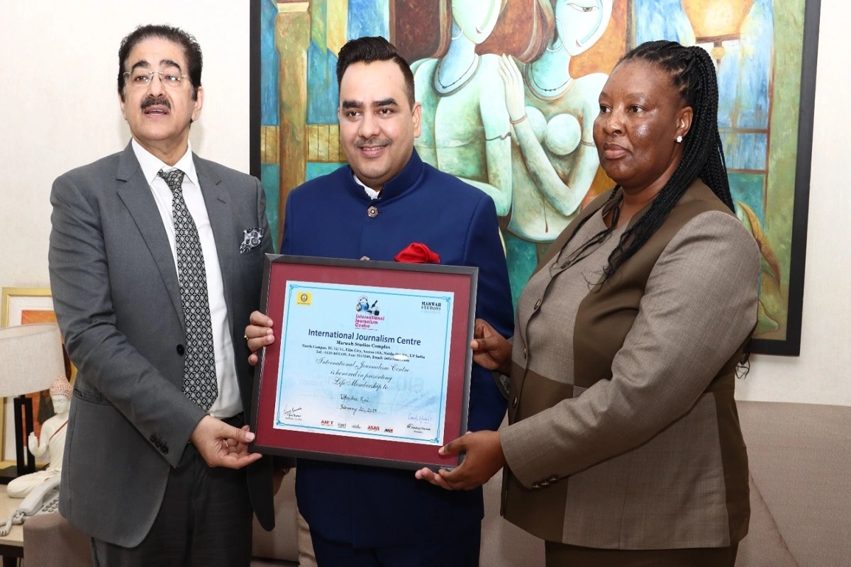Bharat Express Chairman Upendrra Rai Honored By The High Commissioner Of Lesotho To India And President Of AAFT
