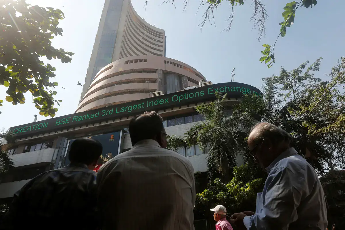 Stock Markets Open with Modest Gains Ahead of Interim Budget