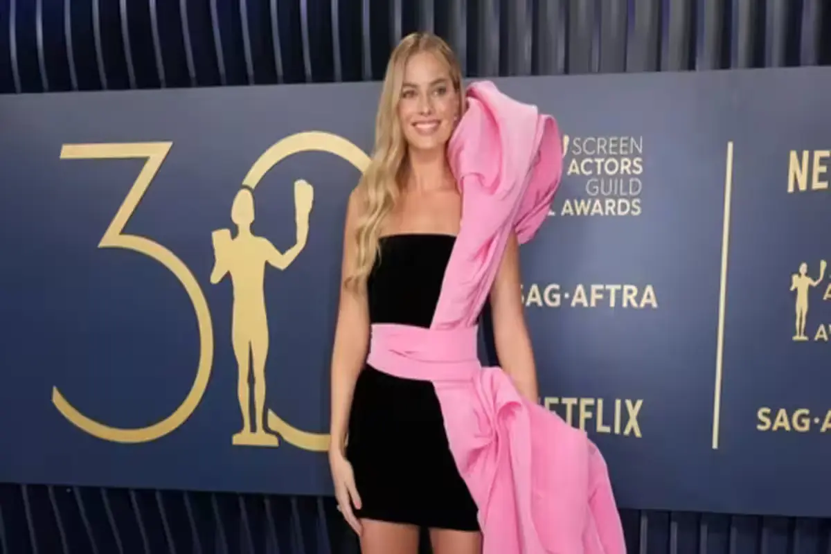 SAG Awards 2024: Margot Robbie Sparks Debate with Barbie-Inspired Schiaparelli Couture Mini Dress at Red Carpet