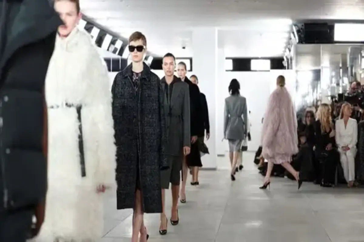 Michael Kors Unveils Fall-Winter Collection: A Tribute to 1930s Elegance Hits New York Fashion Week