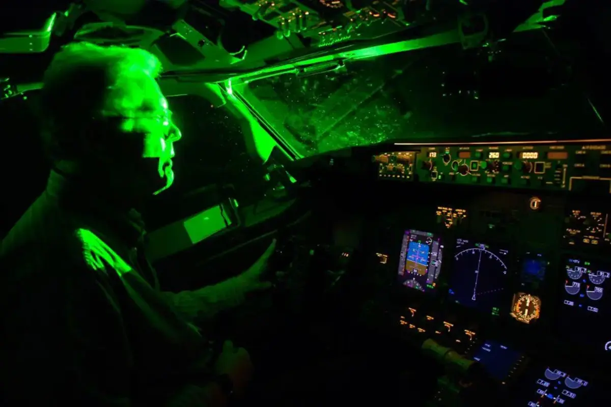 United States Warns Against Pointing Lasers At Planes After Reports Of Eye Injuries