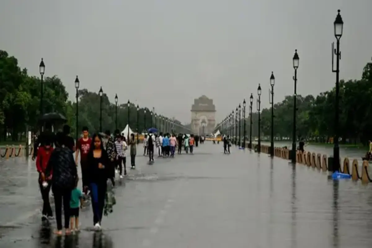 Moderate to heavy rains are expected to lash Delhi NCR