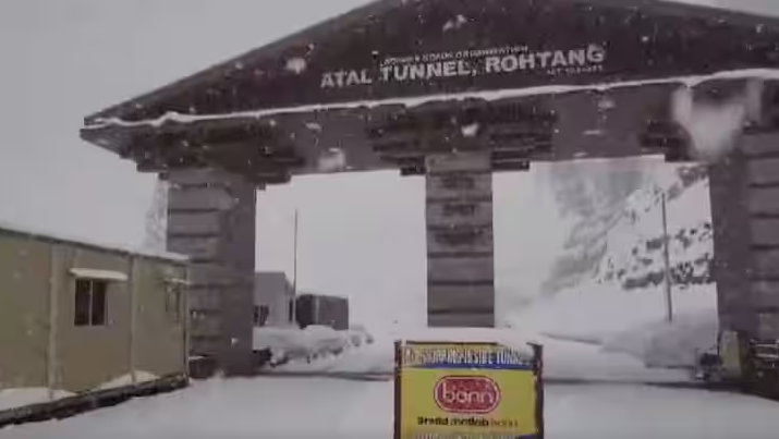 Himachal Pradesh: Atal Tunnel Receives Fresh Snowfall