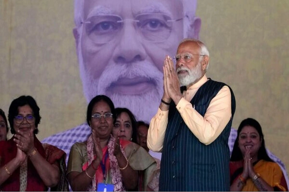 Sandeshkhali Women Embrace PM Modi as Father Figure, Express Emotional Gratitude