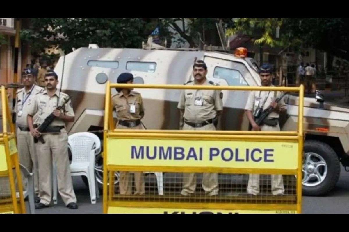 Mumbai Cop Assaulted By Unidentified Man Over Questioning On Suspicious Behaviour