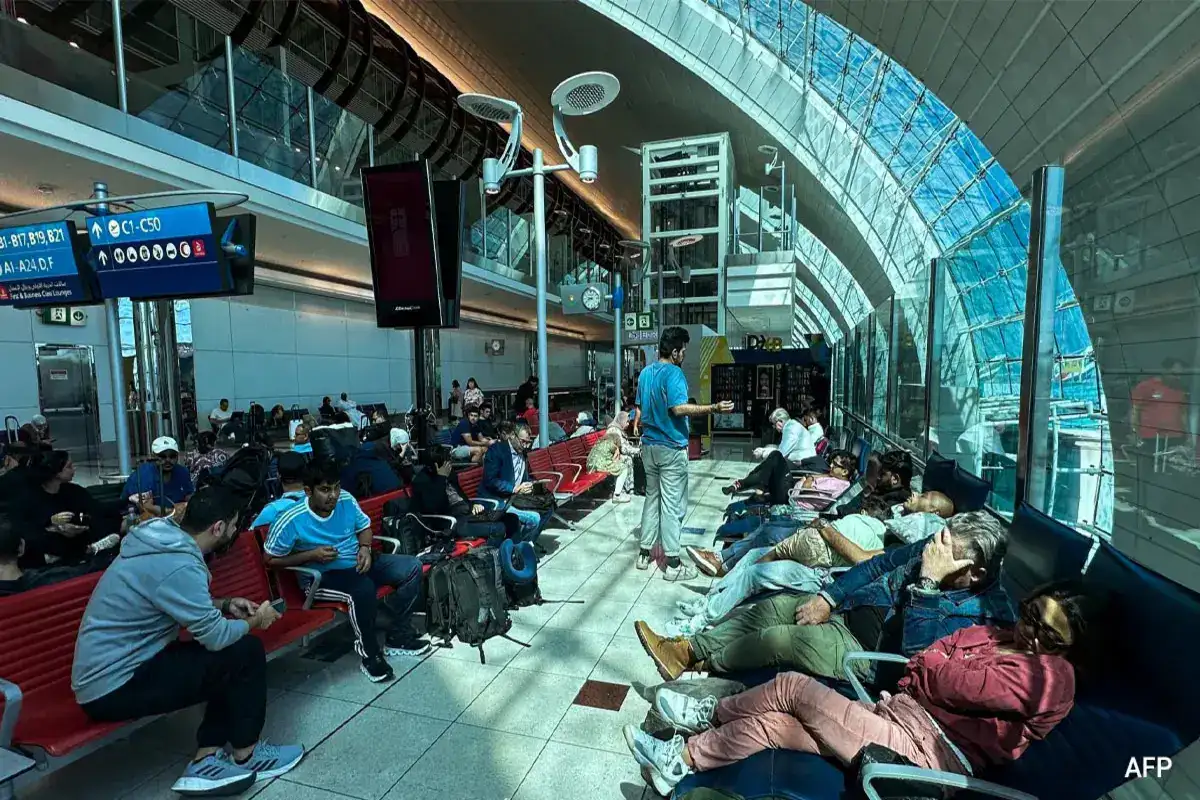 Heavy Rain and Storm in Dubai Lead to Travel Chaos; 28 India Flights Cancelled