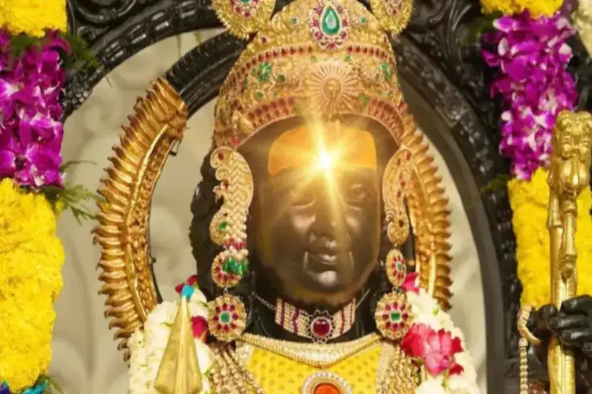 Don’t Miss: Captivating Premiere of ‘Surya Tilak’ Adorning Ayodhya’s Ram Lalla | Watch the Video!