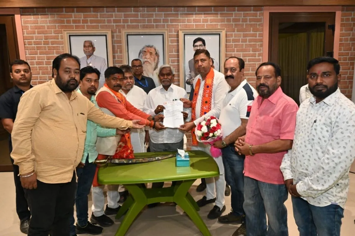 Sanatan Mahapanchayat Urges Chief Minister Champai Soren for Flower Shower Tradition in Ranchi on Ram Navami
