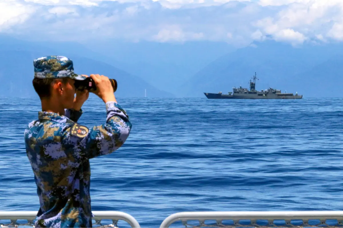 Taiwan: 11 Chinese Aircraft, 8 Naval Vessels Tracked Around Nation