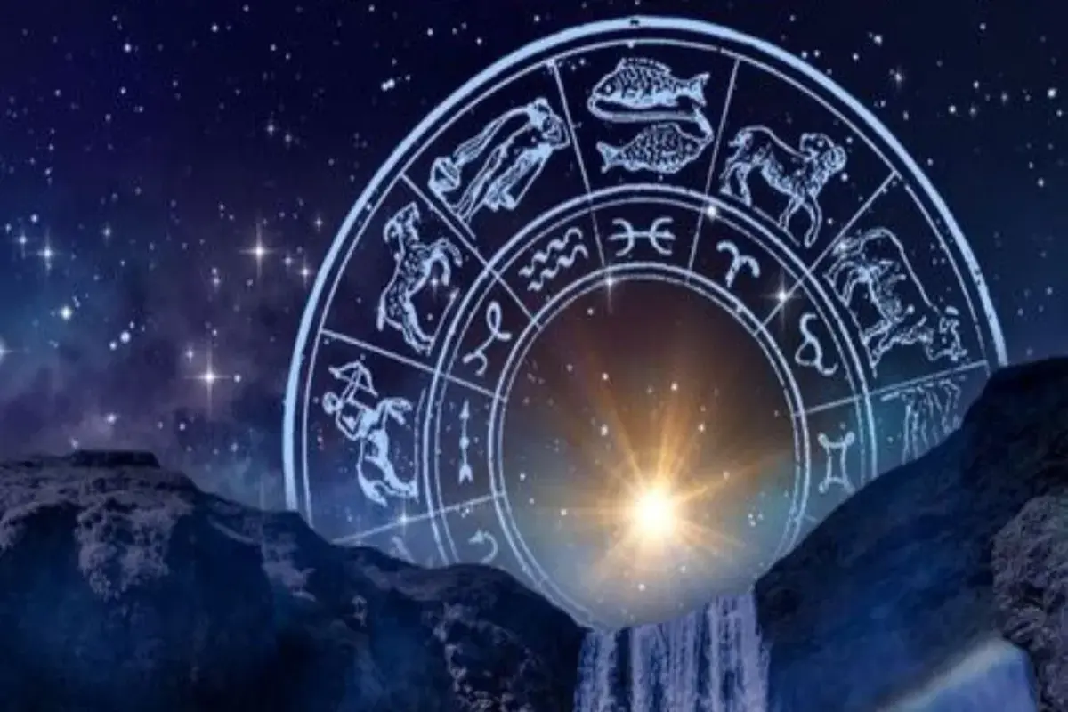 Horoscope Of 10 April 2024: Know What Your Zodiac Sign Says!