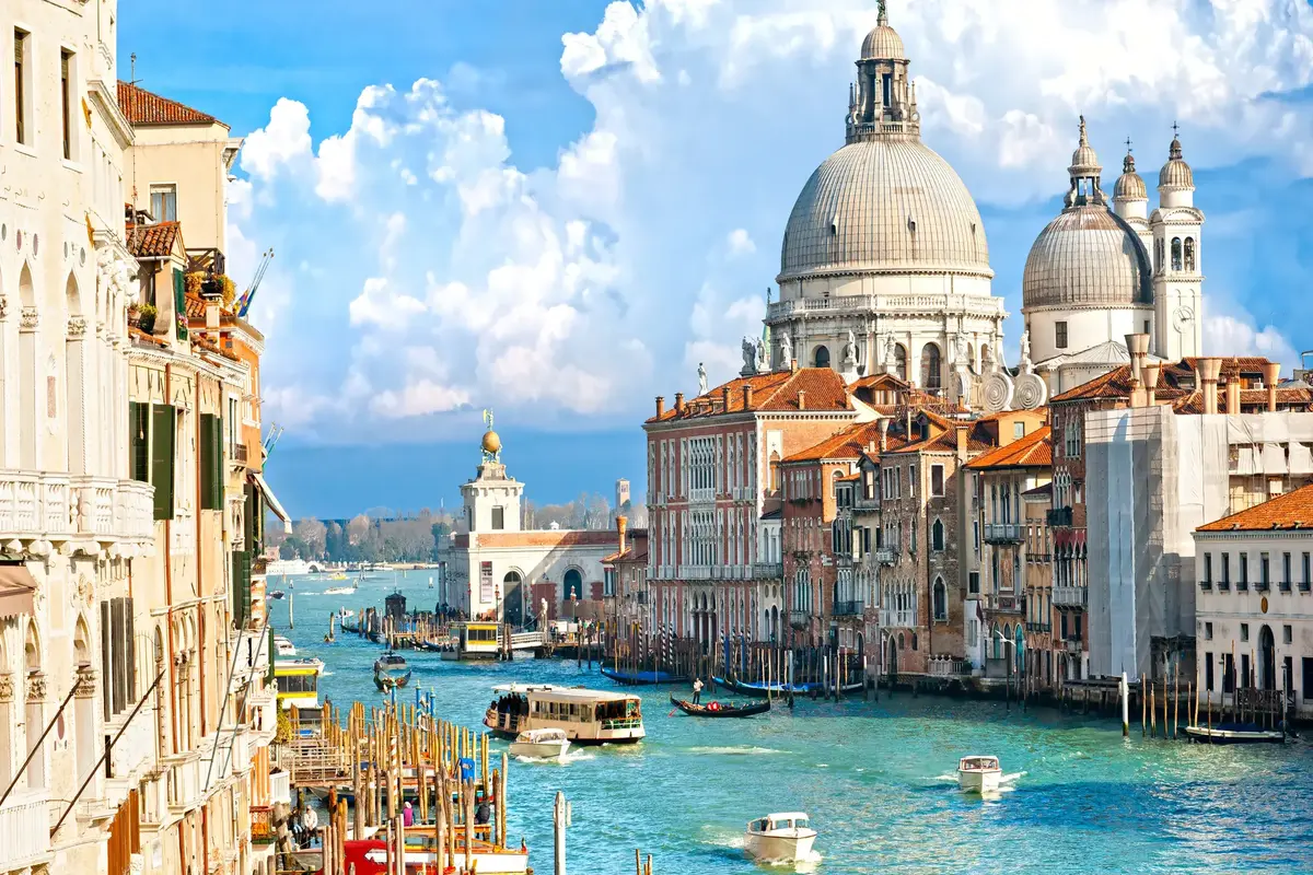 Venice Launches Day Tickets To Combat Mass Tourism