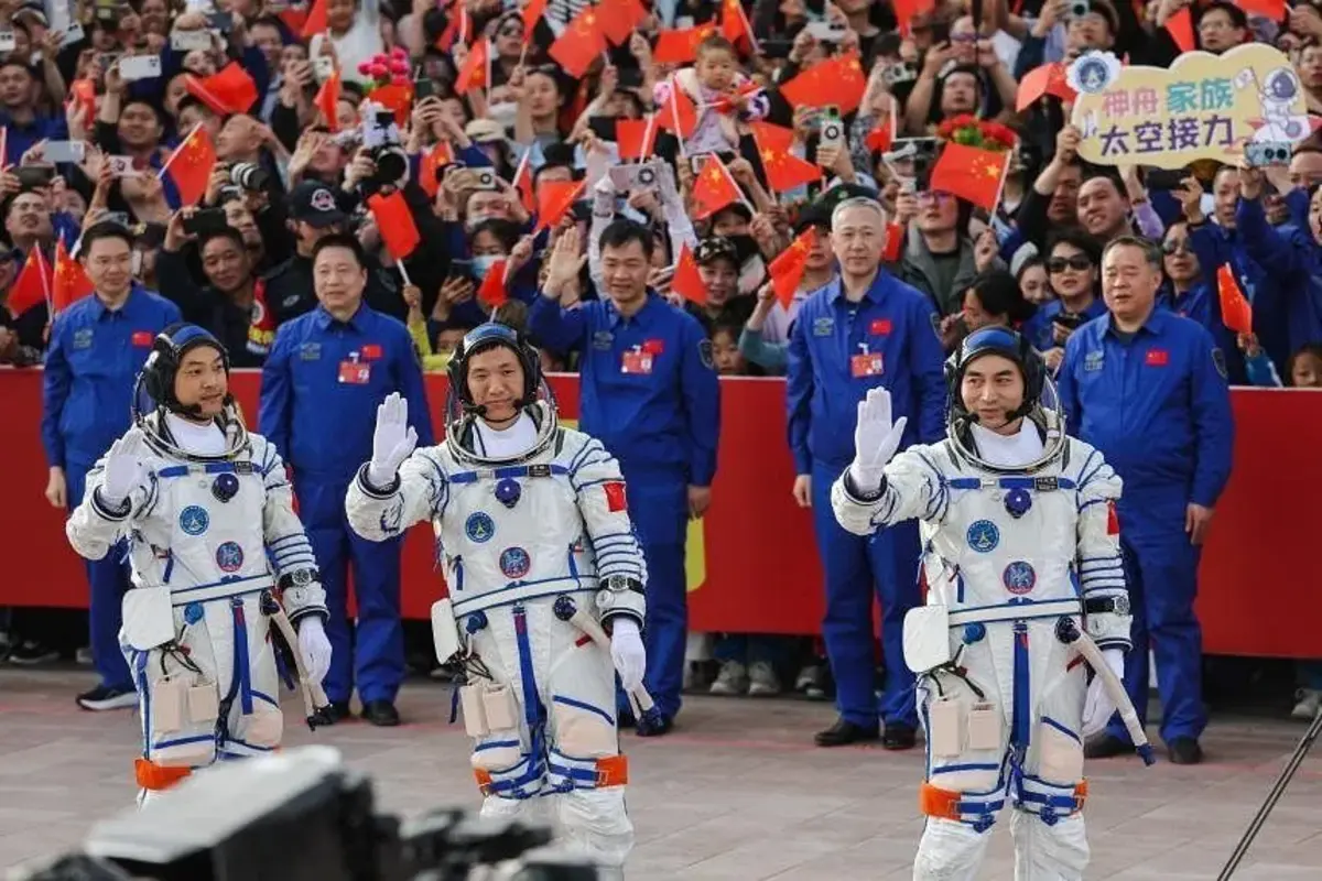 3 Chinese Astronauts To Spend 6-Month On Space Station