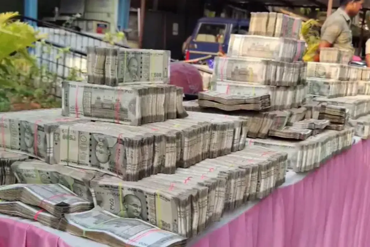 Karnataka Police Seize 5 Crores in Cash and 106 Kg of Jewellery Ahead of Elections