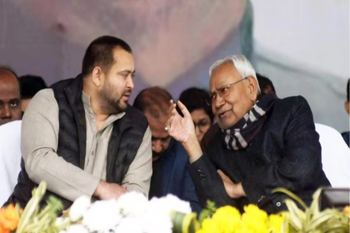 Tejashwi Yadav Takes a Swipe at Nitish Kumar with ‘Hamare Chachaji Palat Gaye’; BJP Responds