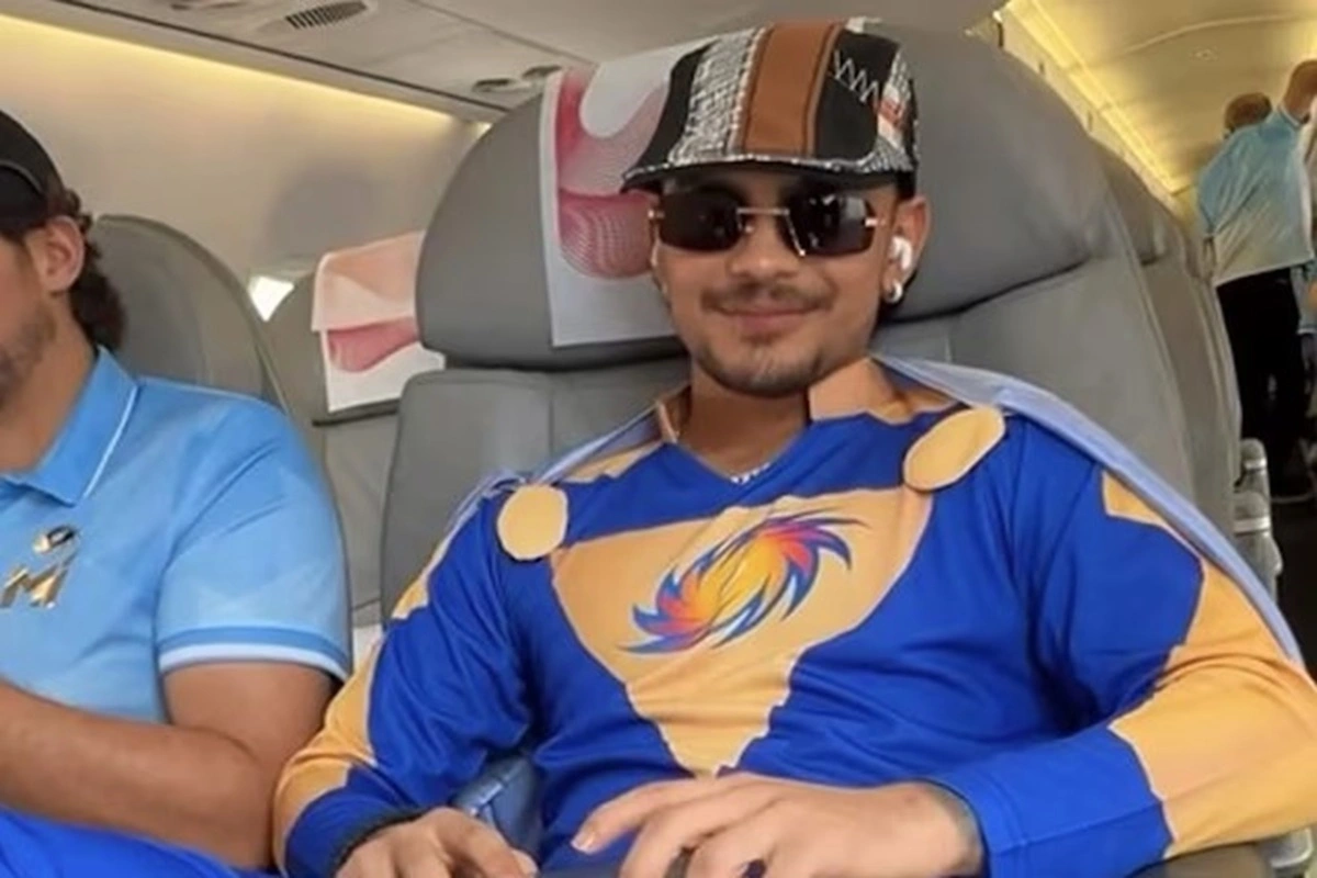 Mumbai Indians Star Spotted in ‘Punishment Jumpsuit’ After Heavy Defeat Against Rajasthan Royals