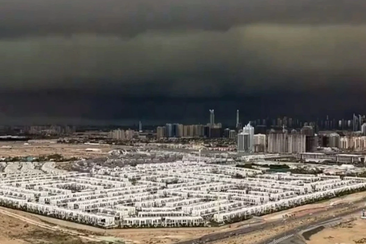 Dubai flood recorded in timelapse
