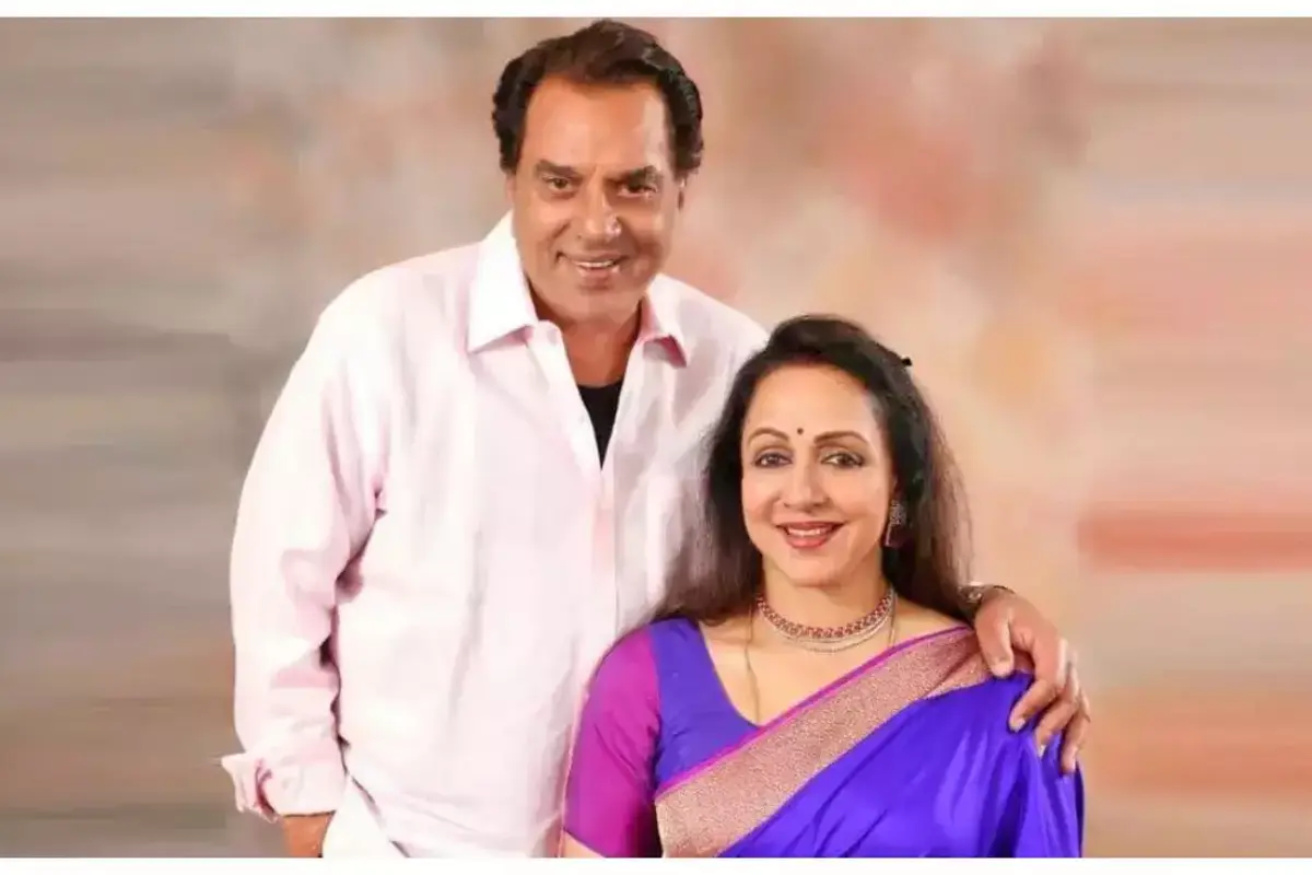 Esha Deol Wishes Her Parents Dharmendra and Hema Malini On 44th Wedding Anniversary, Says…