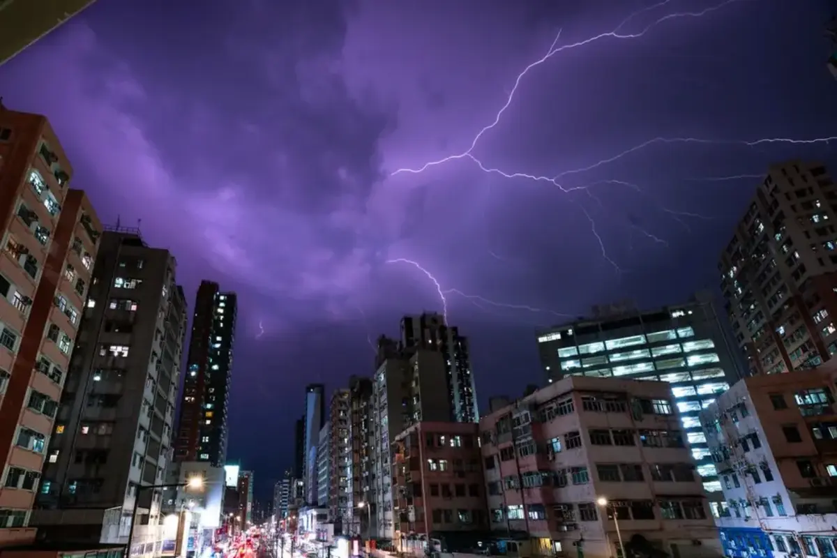 Nearly 10,000 Lightning Strikes Hit Hong Kong Overnight