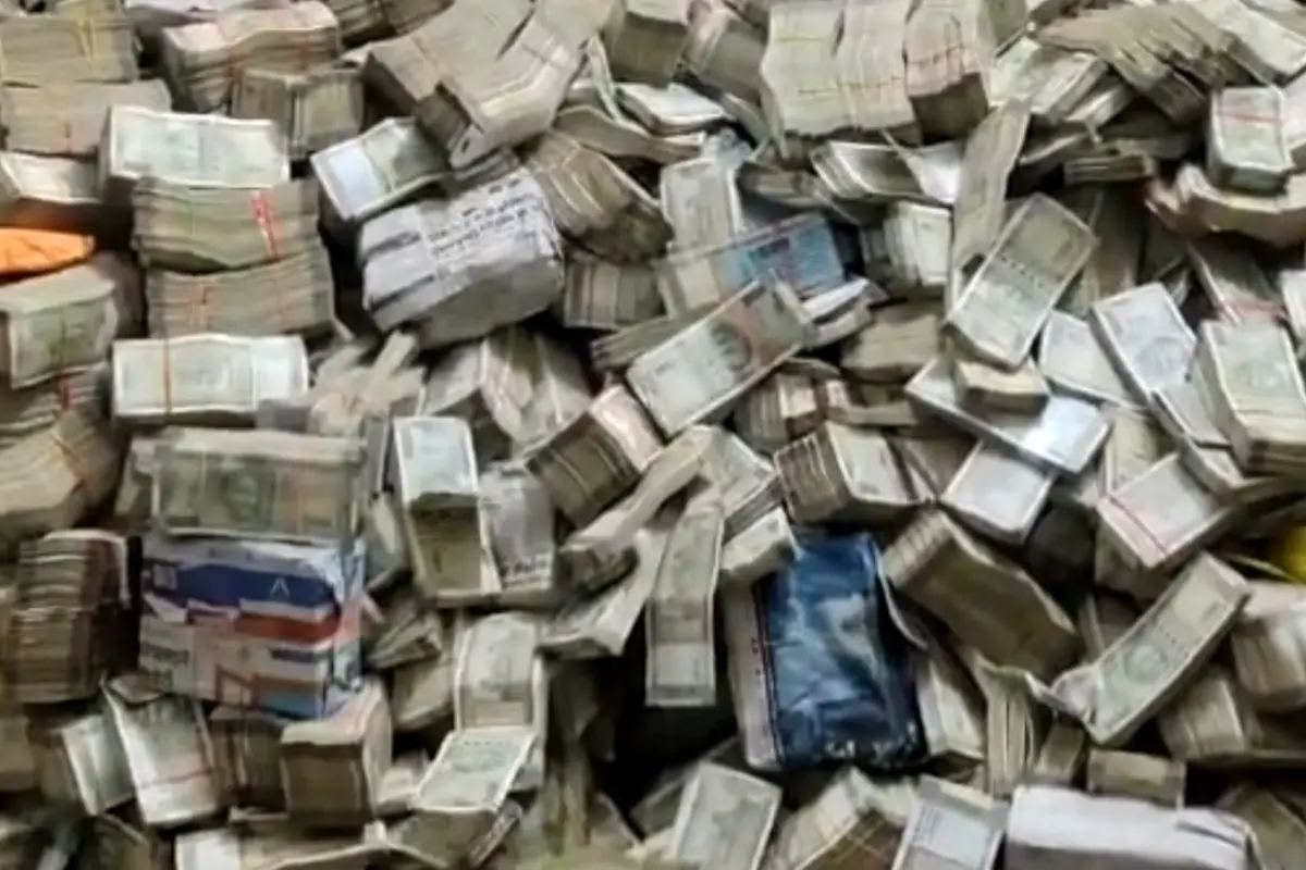 Massive Cash Seizure Unveiled In Ranchi Raids Linked To Jharkhand Minister’s Aide
