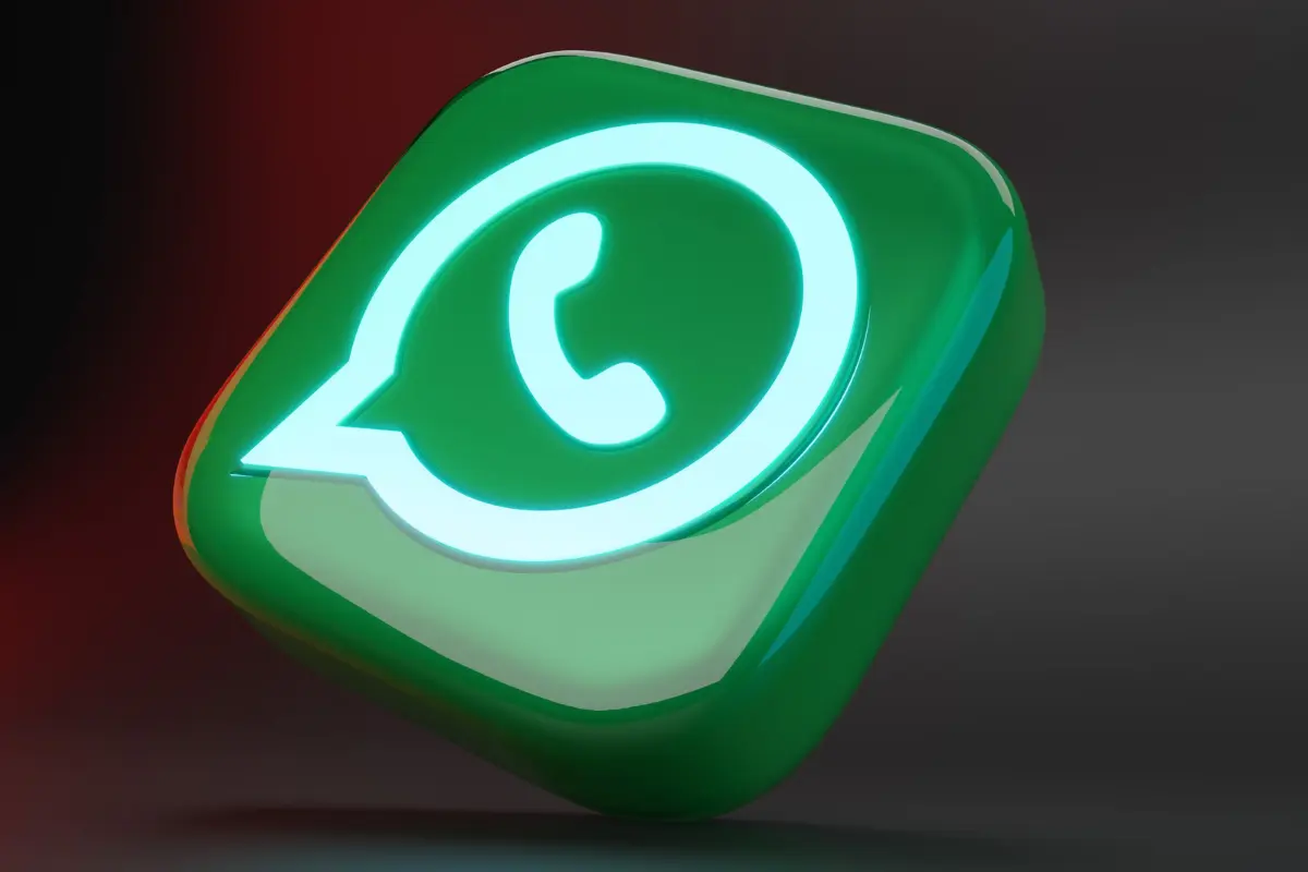 WhatsApp To Introduce Enhanced Media Management Feature For Community Group Chats
