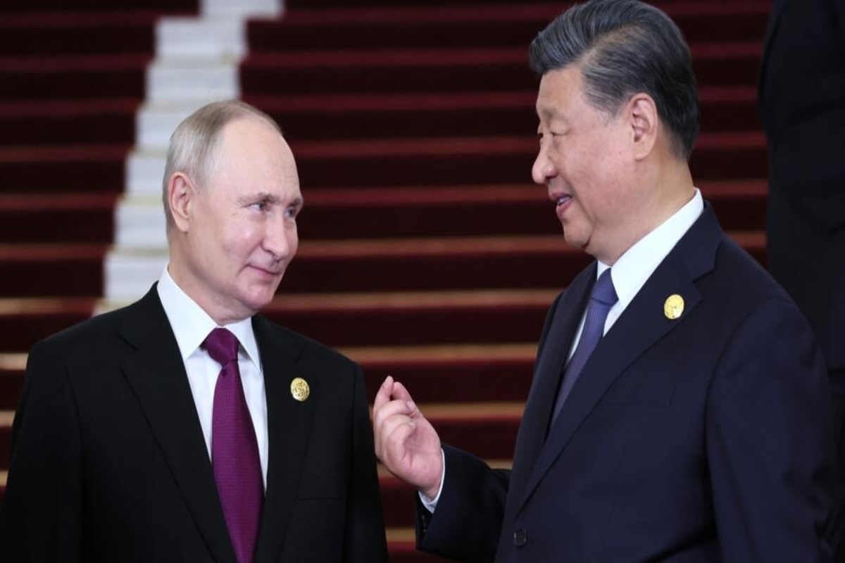 Xi Jinping with Vladimir Putin