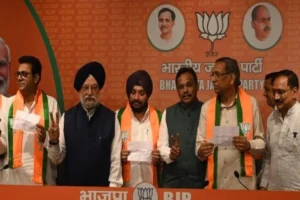 Former Delhi Congress Chief Arvinder Singh Lovely Joins BJP