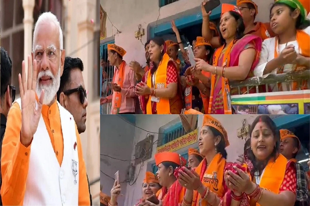 Varanasi Residents Sing Songs and Perform Aarti for PM Modi, Pictures Capture the Deep Affection