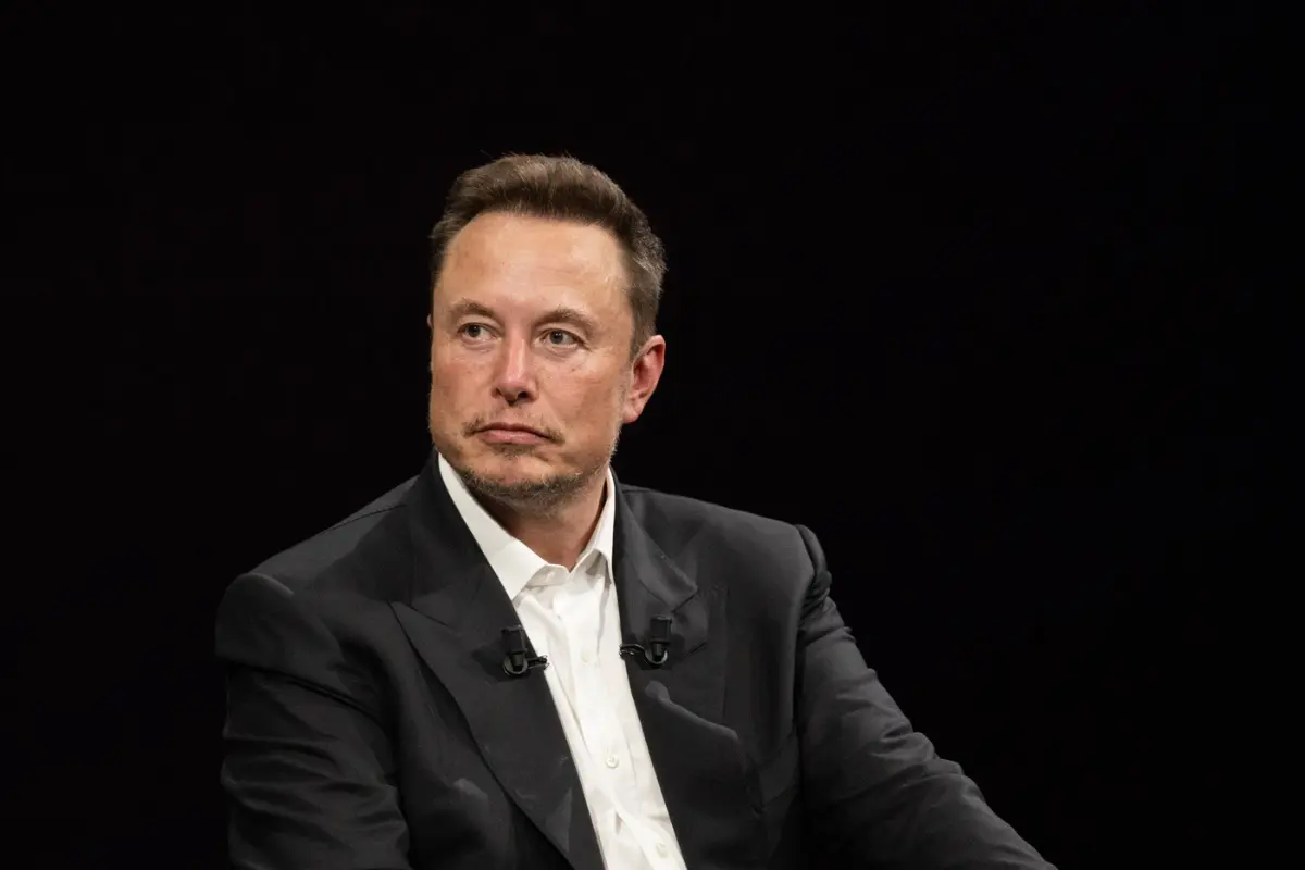 Elon Musk Criticizes OpenAI’s Integration With iPhones, Expresses Security Concerns