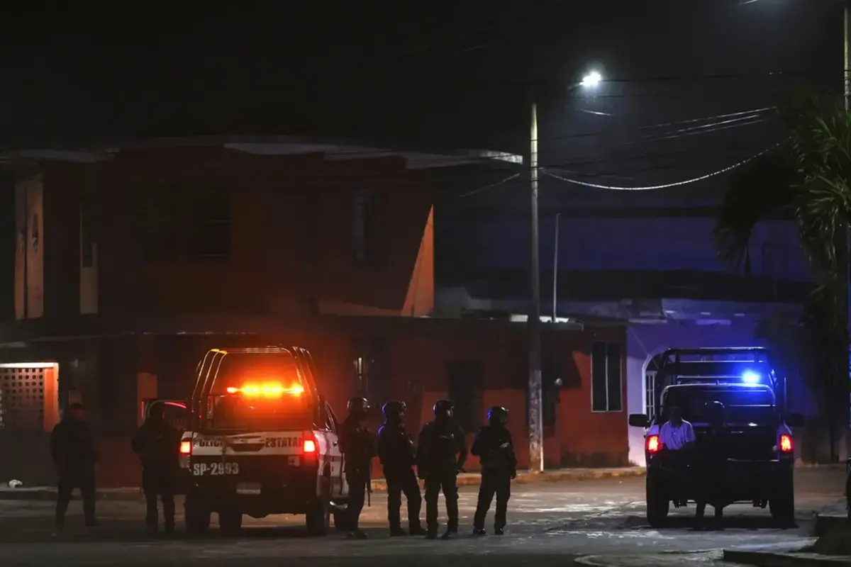 Mexico’s Violence Uproots 4,000 People, With Six Arrested For Carrying Unlicensed Firearms