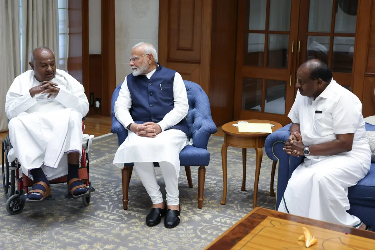 PM Modi Meet Deve Gowda, Kumaraswamy