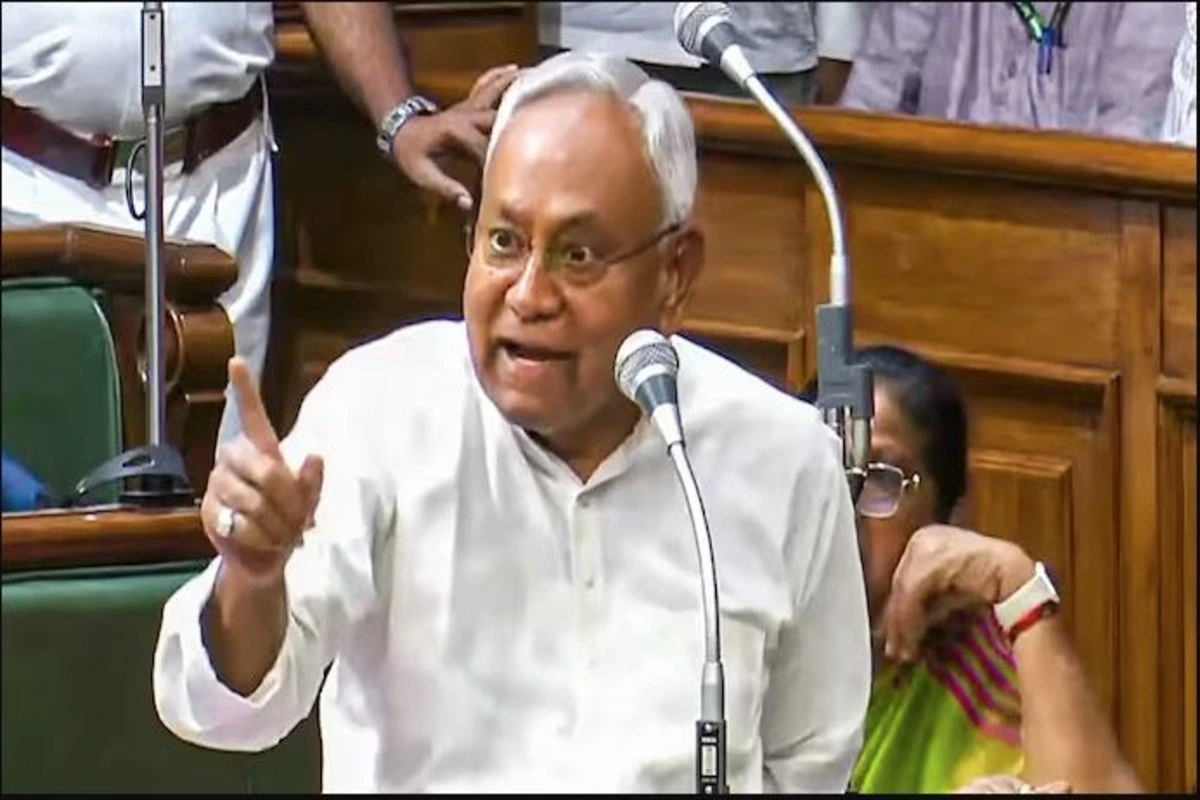 Nitish Kumar Loses Cool In Bihar Assembly, Shouts At Women MLA, Says, “You Are A Woman”