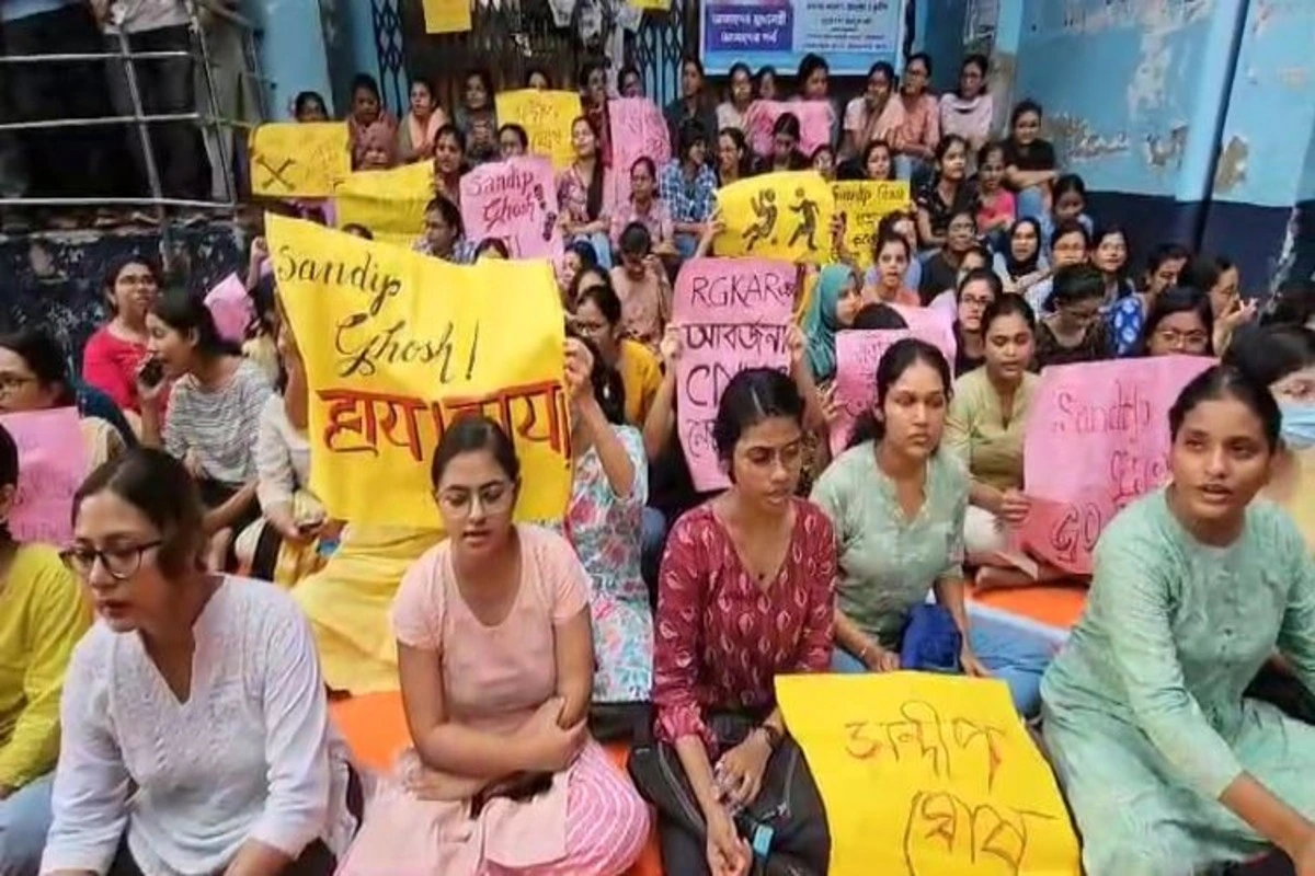 Calcutta National Medical College Students Protest New Principal Appointment