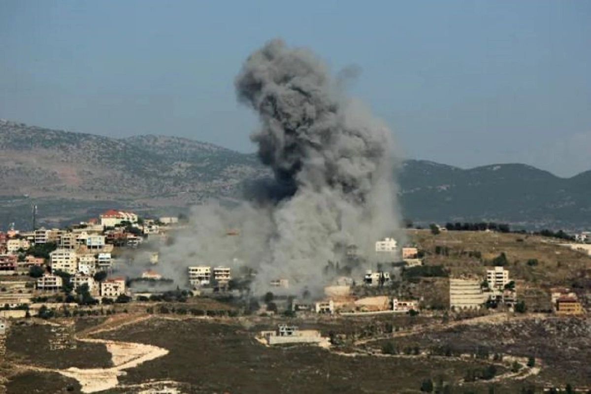 Intense Clash Between Israeli and Hezbollah Forces Escalates Conflict Along Israel-Lebanon Border