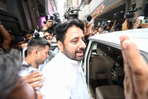 AAP Leader Amanatullah Khan Sent To 14 days Judicial Custody In Money Laundering Case