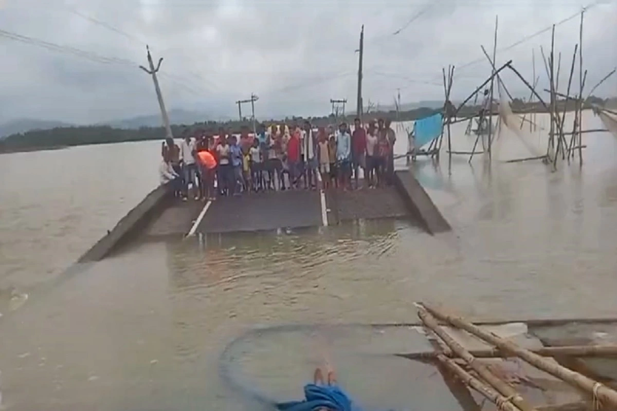 Bridge Collapses In Bihar’s Bhagalpur district: Disrupts Traffic, Sparks Corruption Allegations